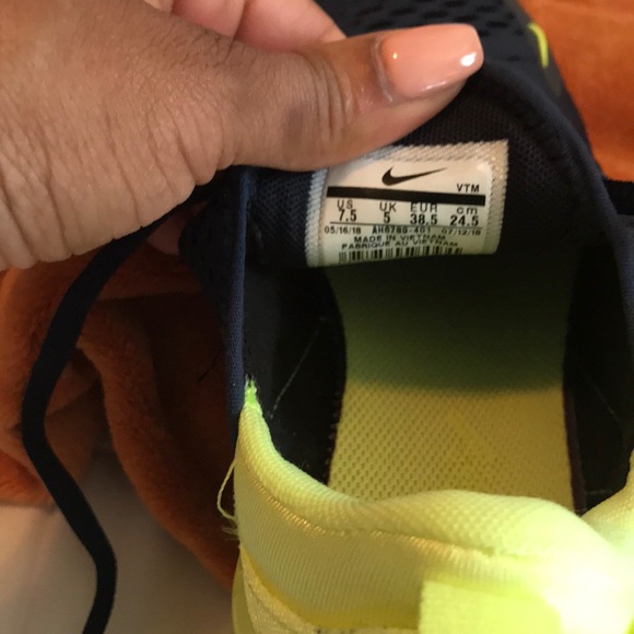 AirMax 270 - Picture 6 of 6
